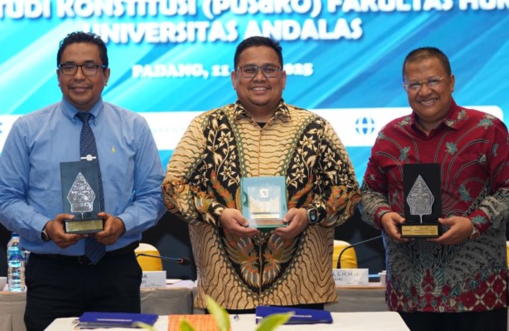 KOLABORASI BAWASLU-PADANG