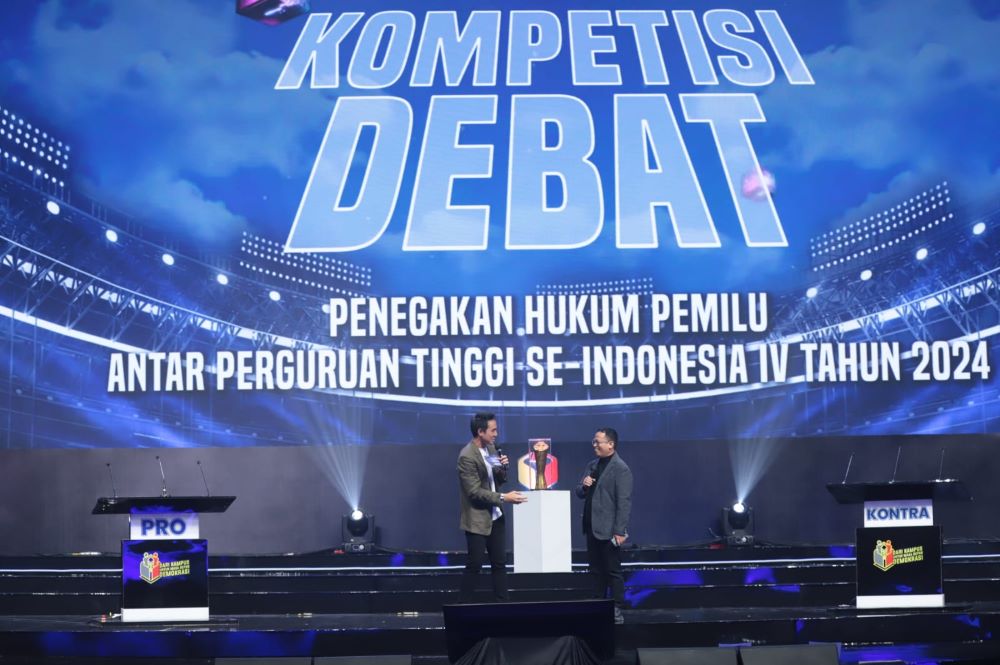 Kompetisi Debat 2025