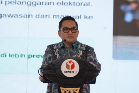 ketua komisi 2
