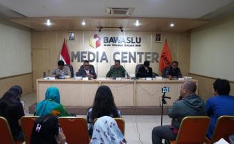 Diskusi Rahmat Bagja