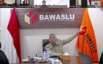 POLITIK UANG DIGITAL